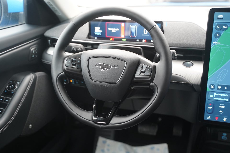 Ford Mustang Mach-E 78 Standard Range 5d