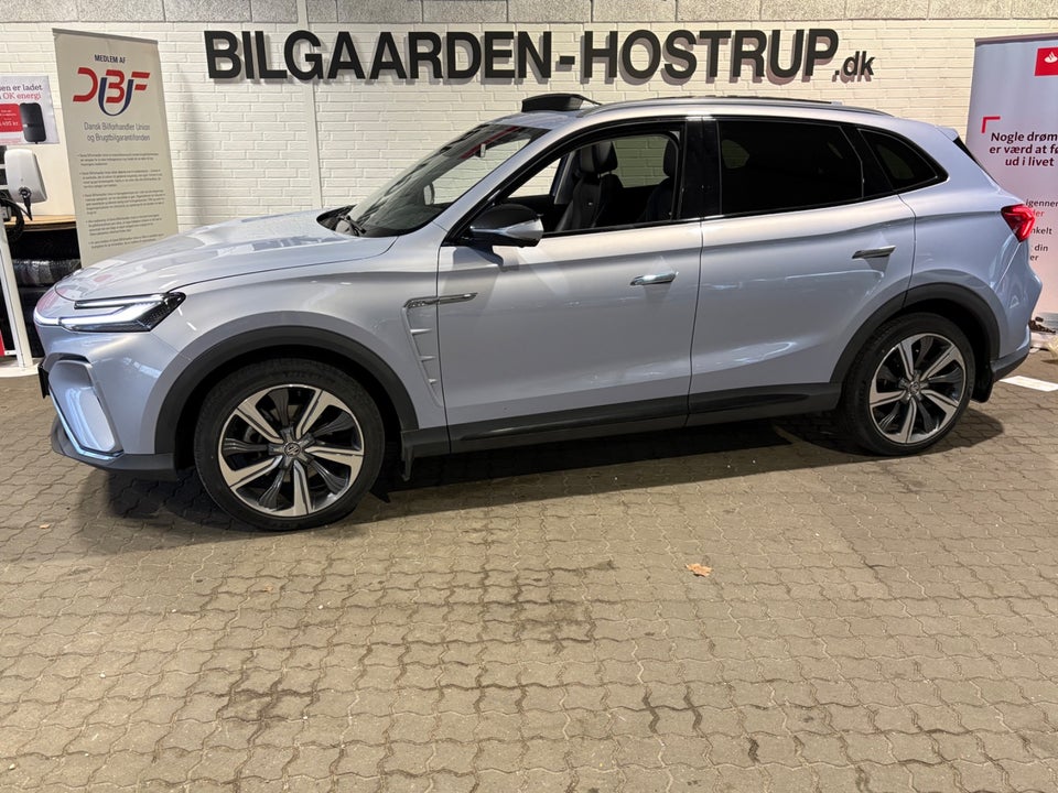 MG Marvel R Luxury 5d