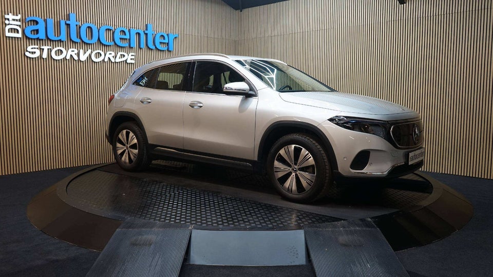 Mercedes EQA300 Progressive 4Matic 5d