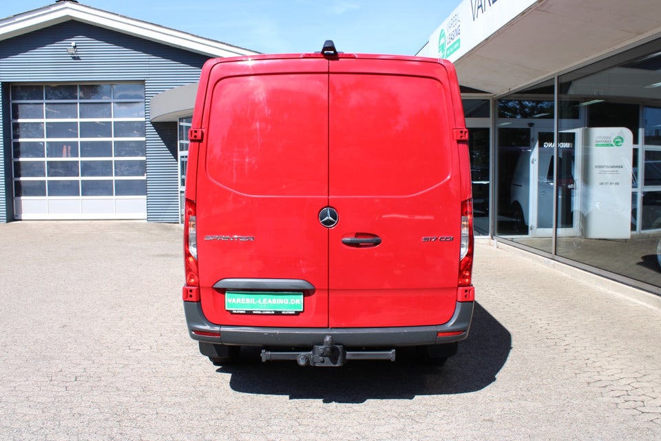 Mercedes Sprinter 317 2,0 CDi A2 Kassevogn aut. RWD