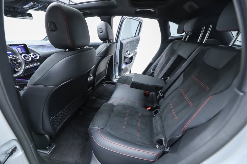 Mercedes EQA350 AMG Line Premium 4Matic 5d