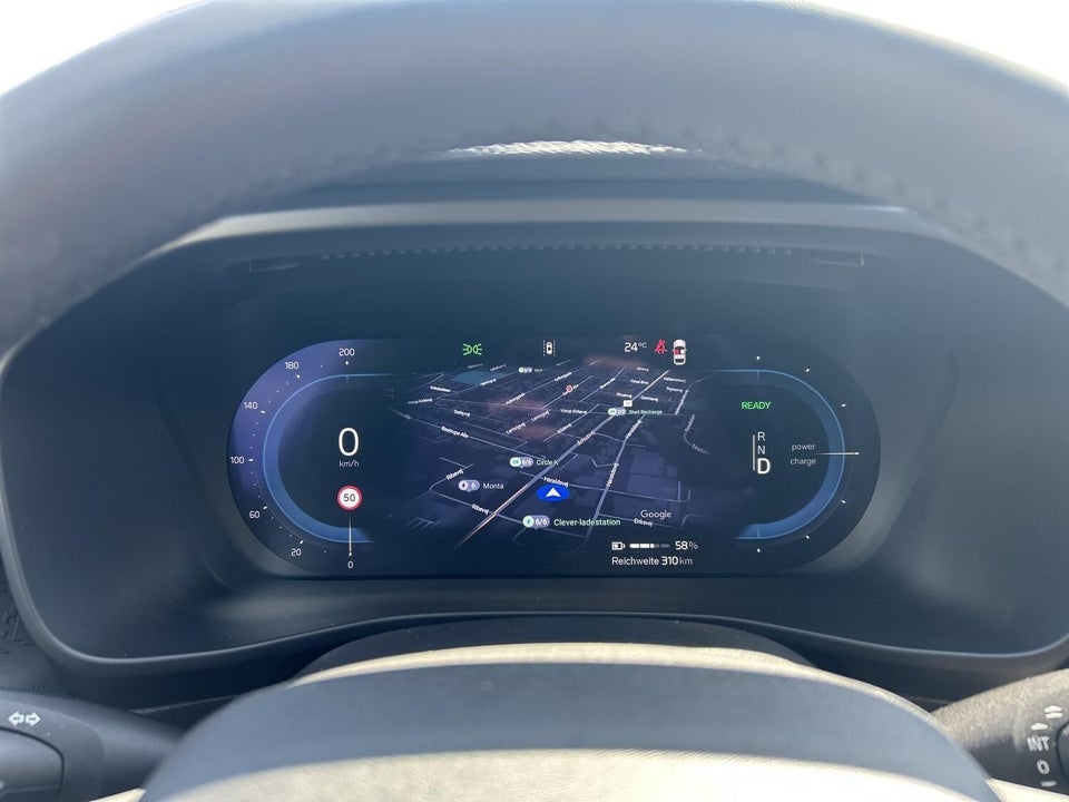 Volvo XC40 ReCharge Twin Plus 5d