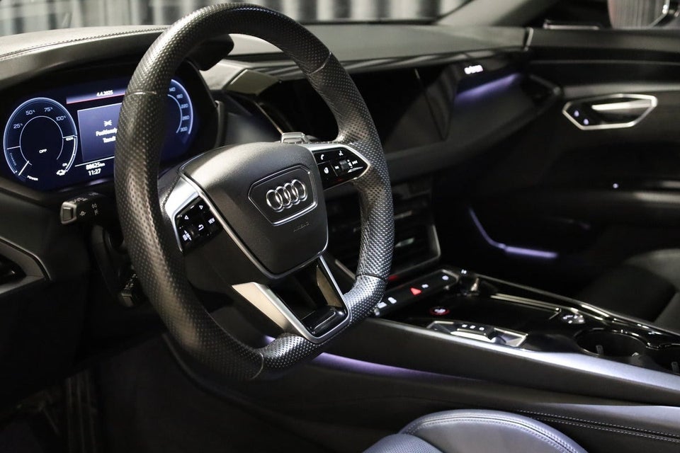 Audi e-tron GT quattro 4d