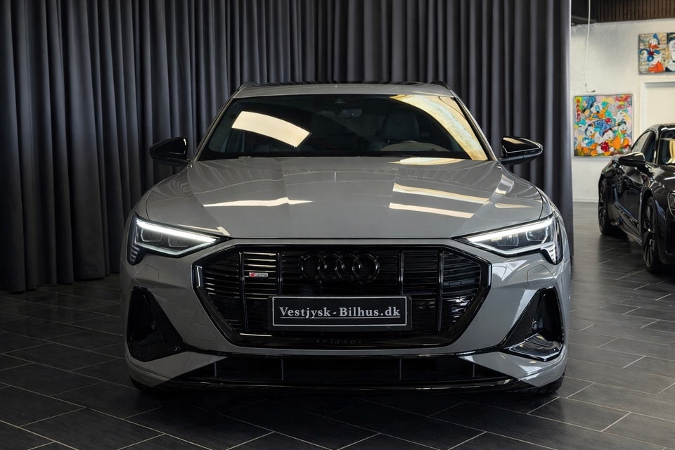 Audi e-tron 55 S-line Sportback quattro 5d