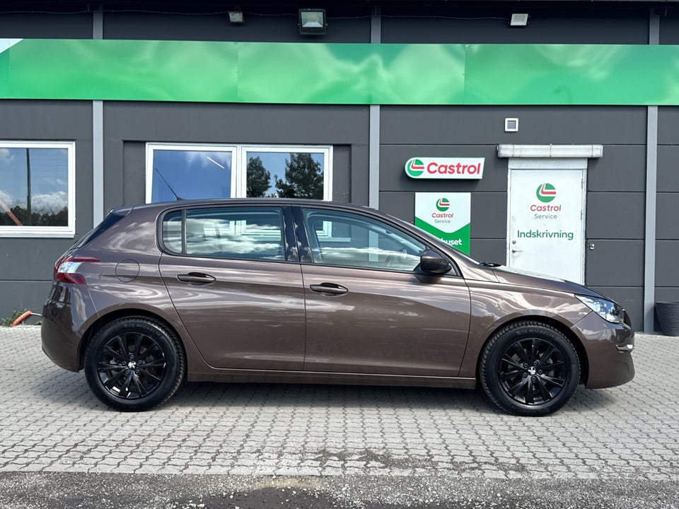 Peugeot 308 1,6 THP 125 Active 5d