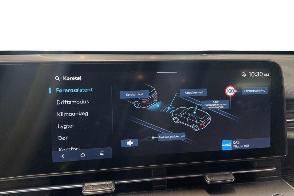 Hyundai Kona 48 EV Essential 5d