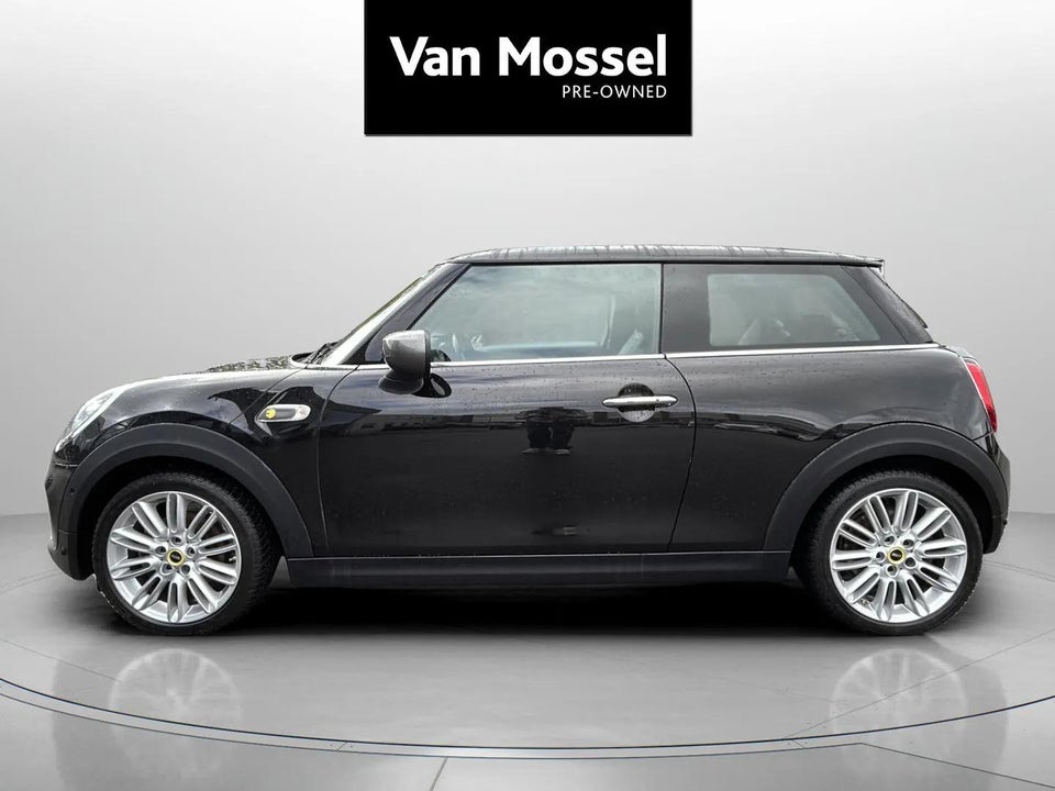 MINI Cooper SE Classic Trim 3d