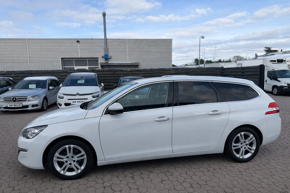 Peugeot 308 1,6 BlueHDi 120 Active SW 5d