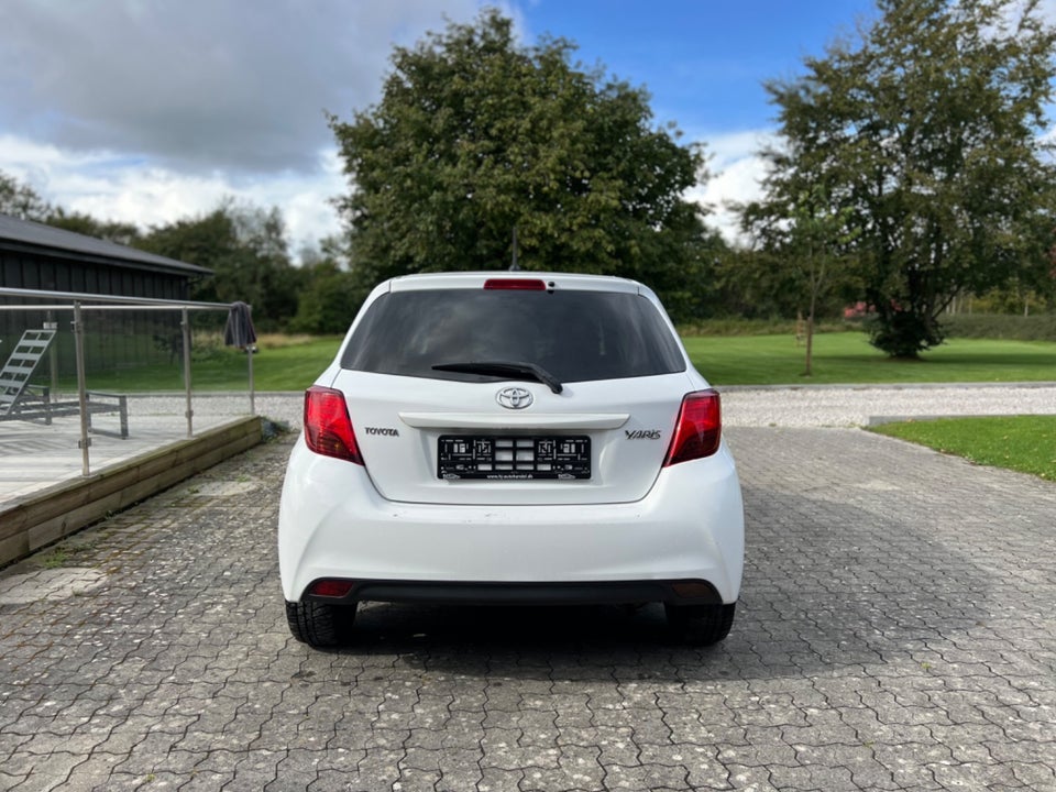 Toyota Yaris 1,0 VVT-i T1 Style 5d