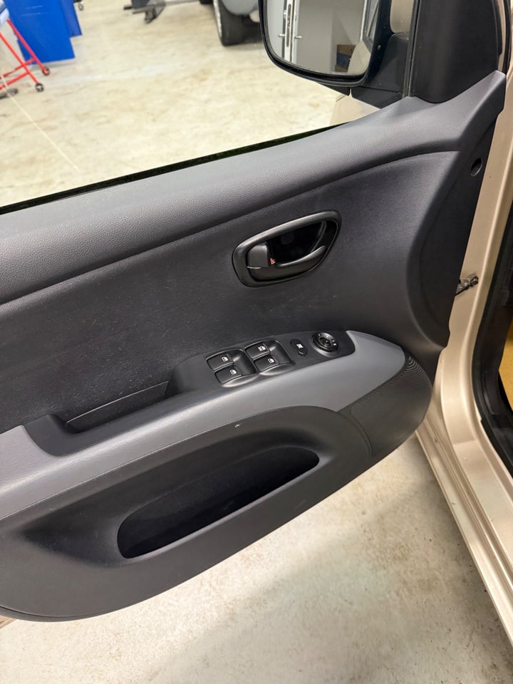 Hyundai i10 1,25 Classic 5d