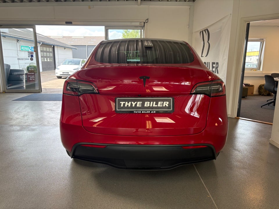 Tesla Model Y Long Range AWD 5d