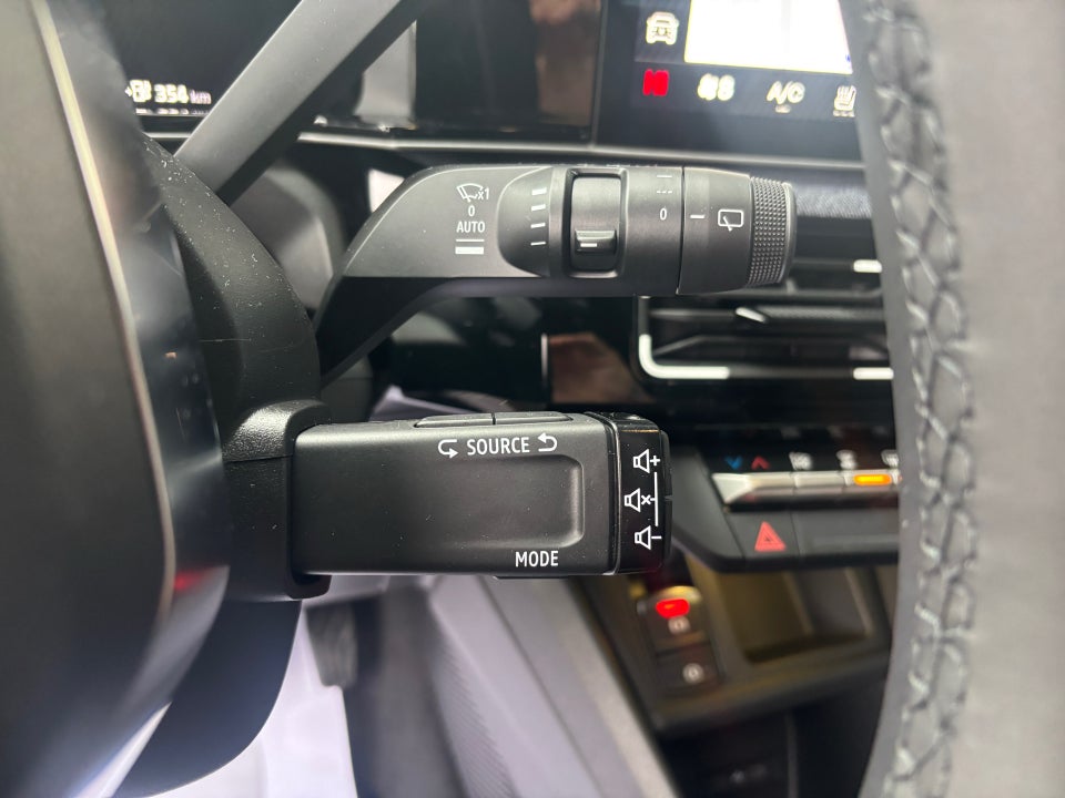 Renault 5 E-Tech 52 Techno 5d