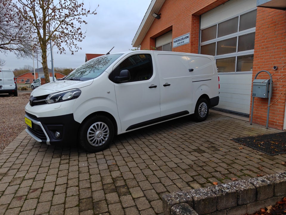 Toyota ProAce 2,0 D 120 Long Comfort 6d