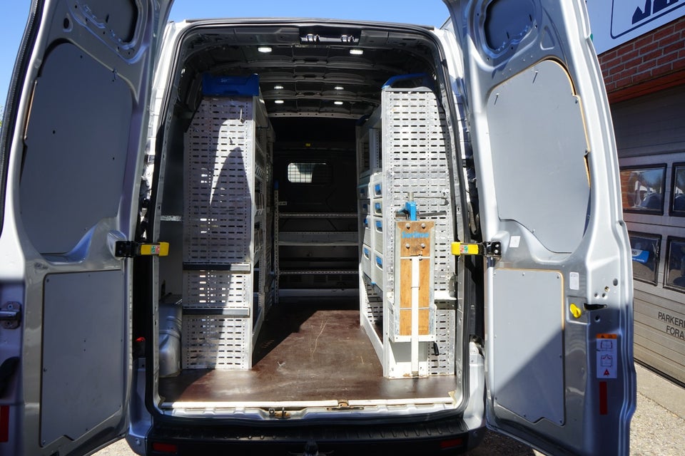 Ford Transit Custom 320 L2 2,0 TDCi 130 Trend