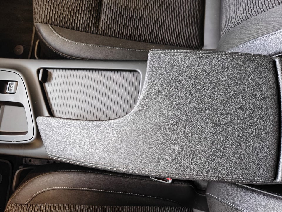 Opel Insignia 1,6 CDTi 136 Cosmo Sports Tourer aut. 5d