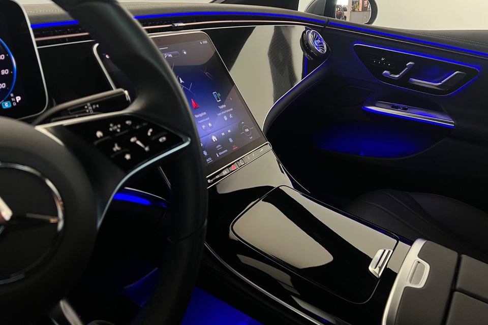 Mercedes EQE300 Avantgarde 4d