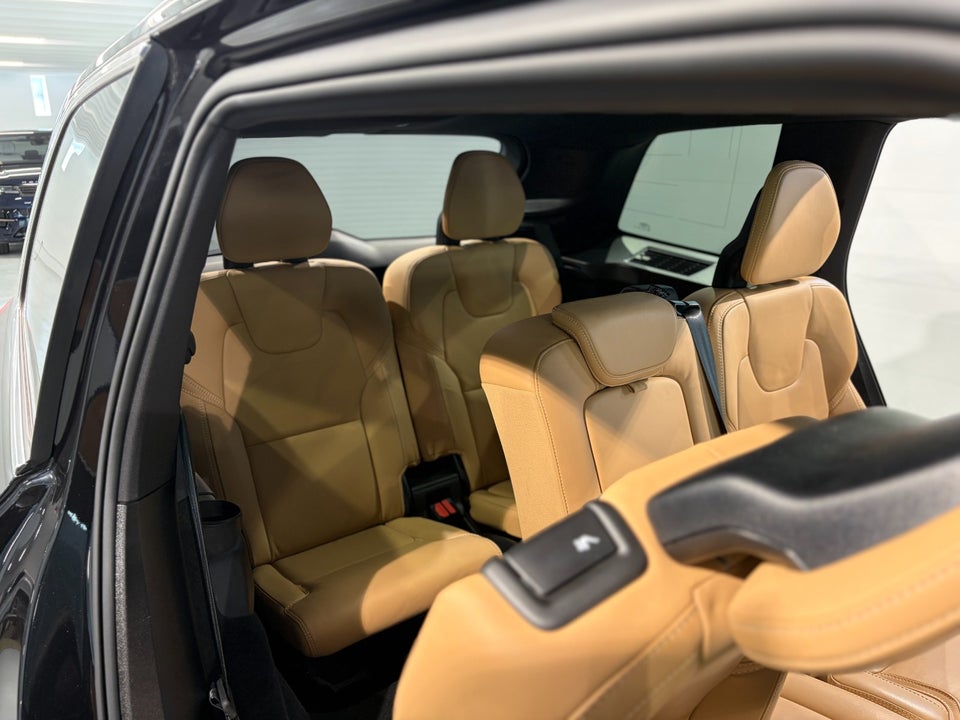 Volvo XC90 2,0 T8 ReCharge Inscription aut. AWD 5d