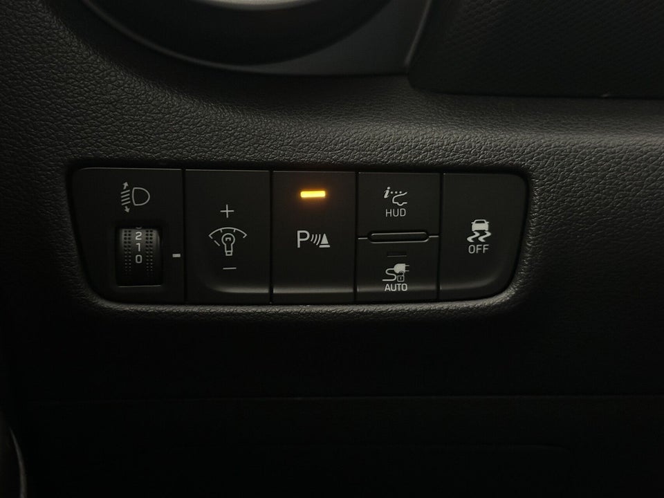Hyundai Kona 64 EV Ultimate 5d
