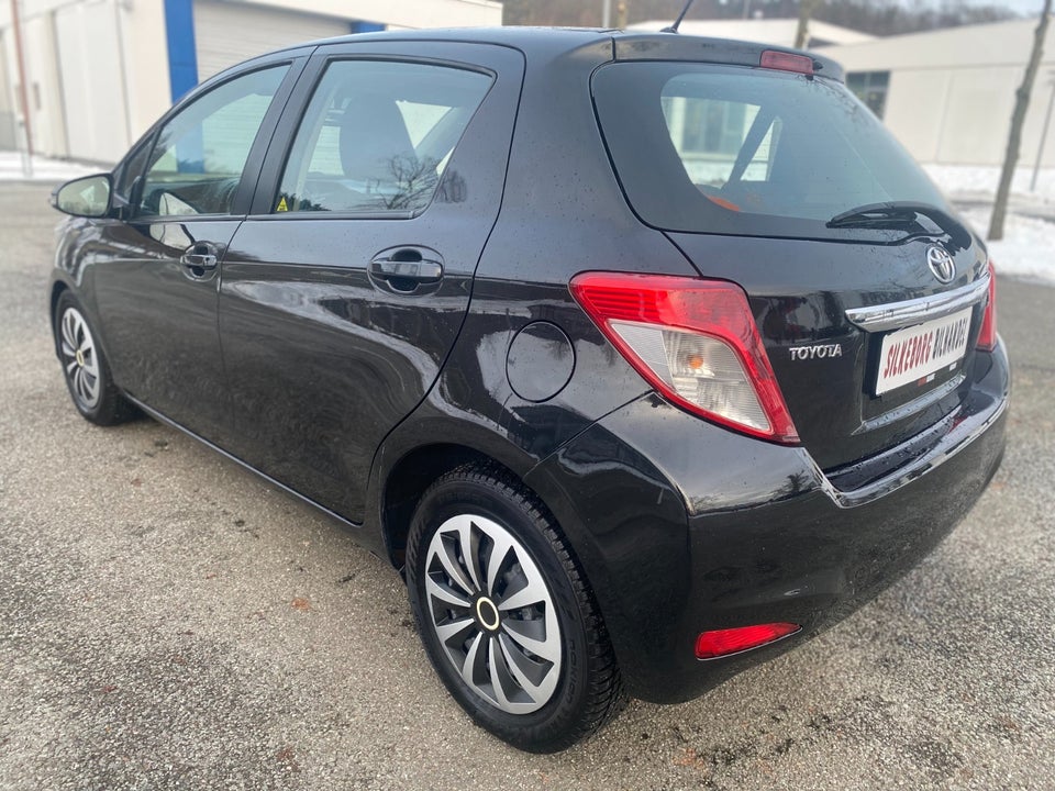 Toyota Yaris 1,4 D-4D T2 Touch 5d