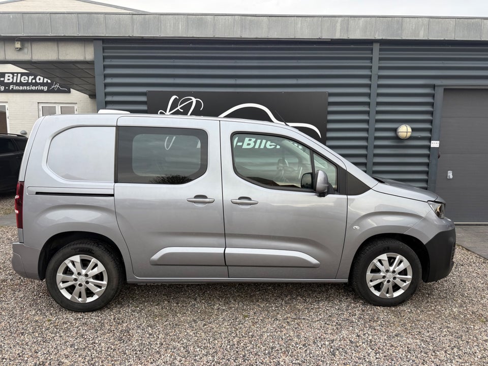Peugeot Partner 1,5 BlueHDi 130 L1V1 Ultimate EAT8 Van