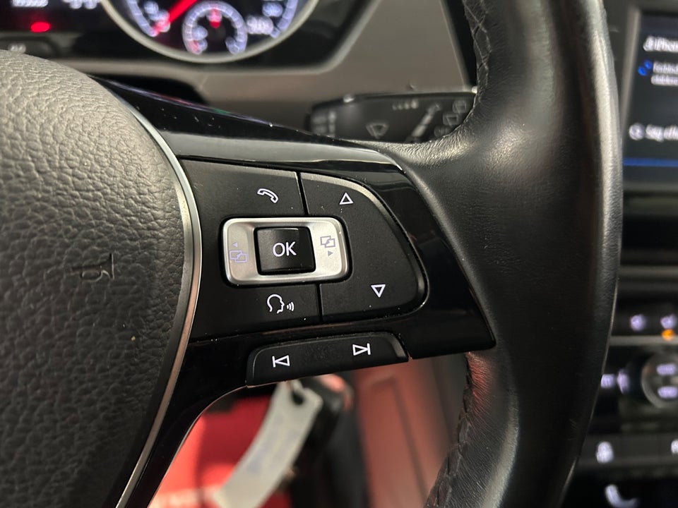 VW Touran 1,6 TDi 115 Comfortline 5d