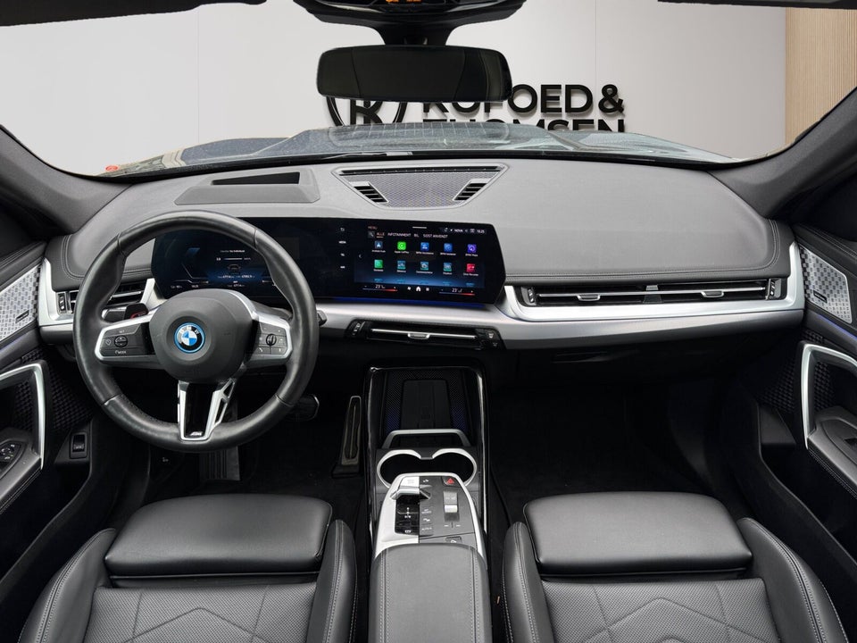 BMW iX1 eDrive20 Fully Charged M-Sport 5d