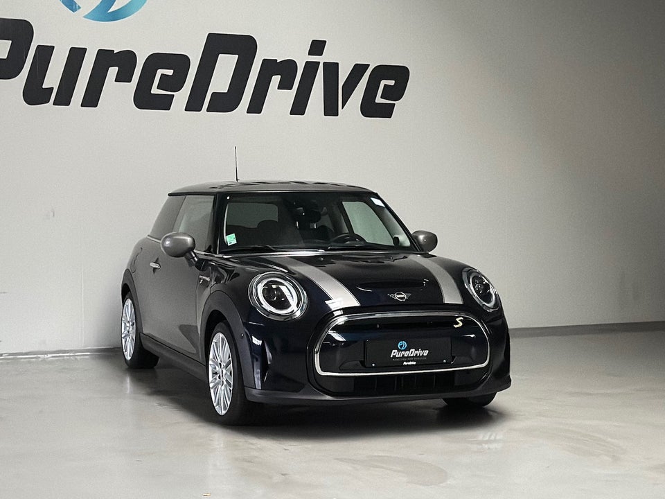 MINI Cooper SE Classic Trim 3d