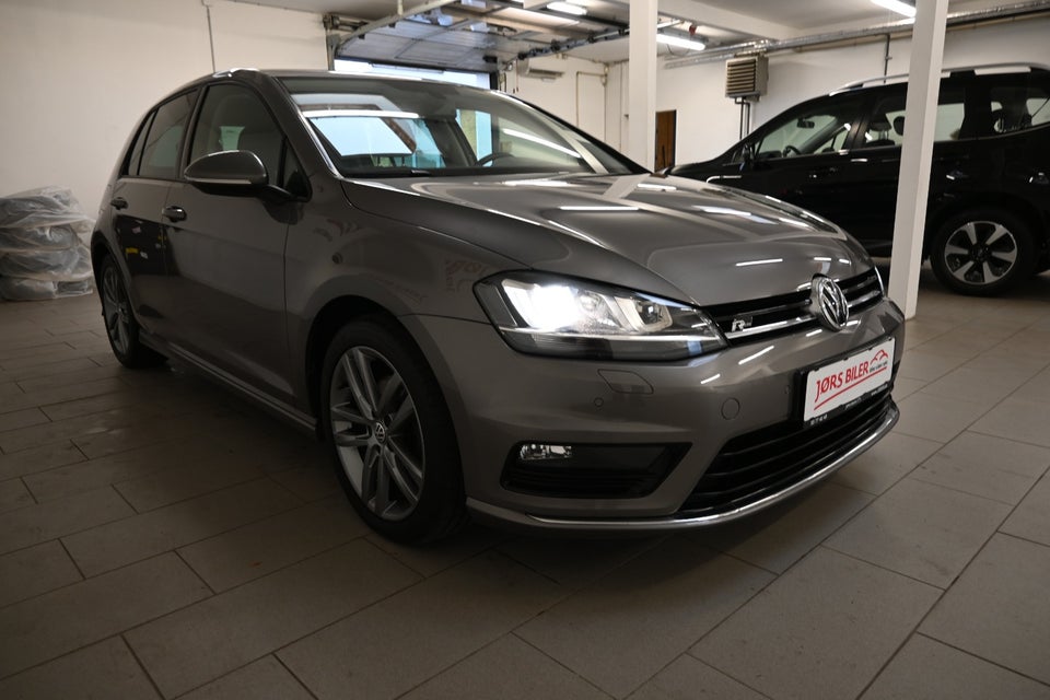 VW Golf VII 1,4 TSi 140 R-line DSG BMT 5d