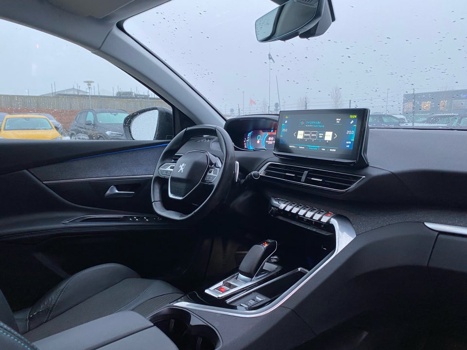 Peugeot 3008 1,2 PureTech 130 Allure Pack EAT8 5d