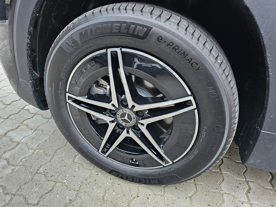 Mercedes EQB300 AMG Line 4Matic 7prs 5d