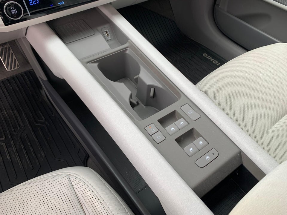 Hyundai Ioniq 6 77 Ultimate AWD 4d