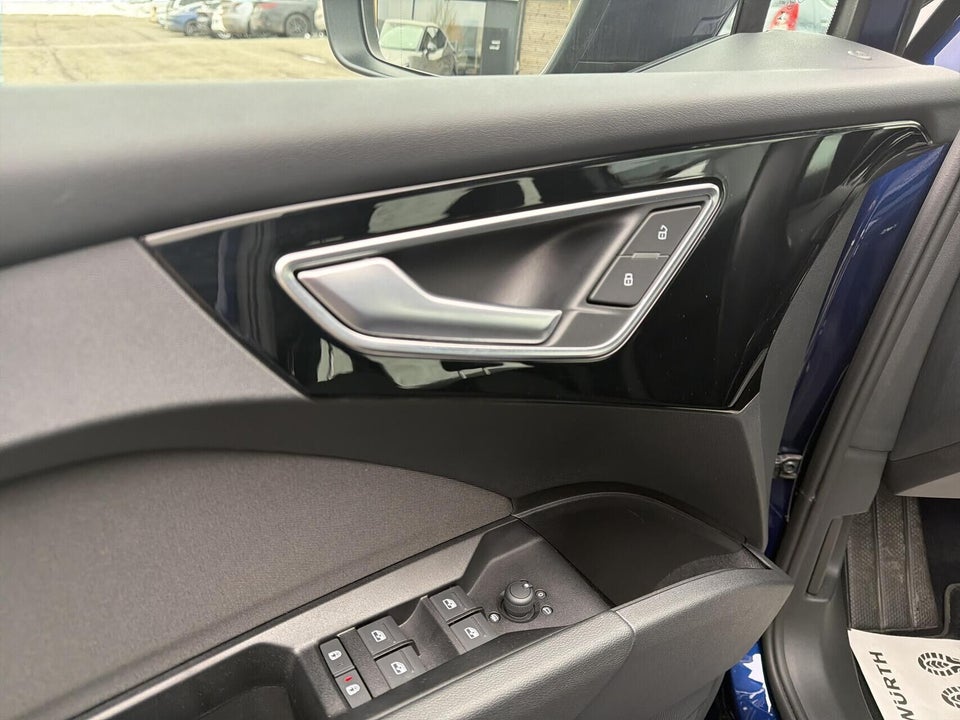 Audi Q4 e-tron 35 Attitude 5d