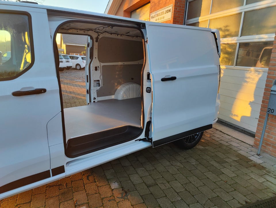 Ford Transit Custom 300L 2,0 EcoBlue MS-RT aut.