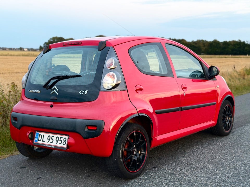 Citroën C1 1,0i Exclusive 5d