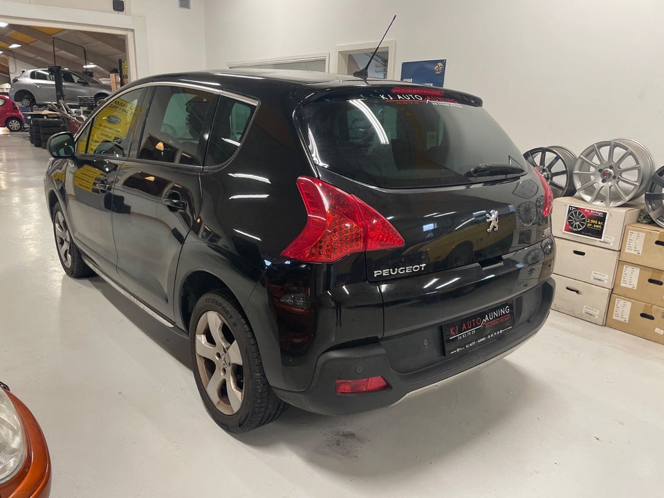 Peugeot 3008 1,6 HDi 114 Style 5d