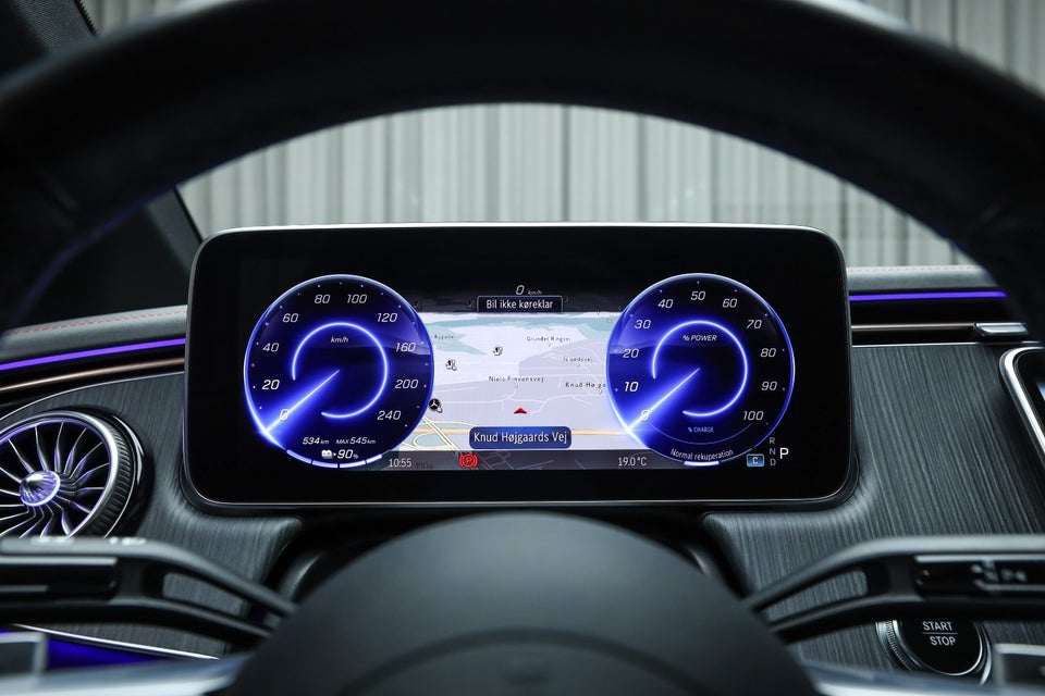 Mercedes EQE350 AMG Line 4d