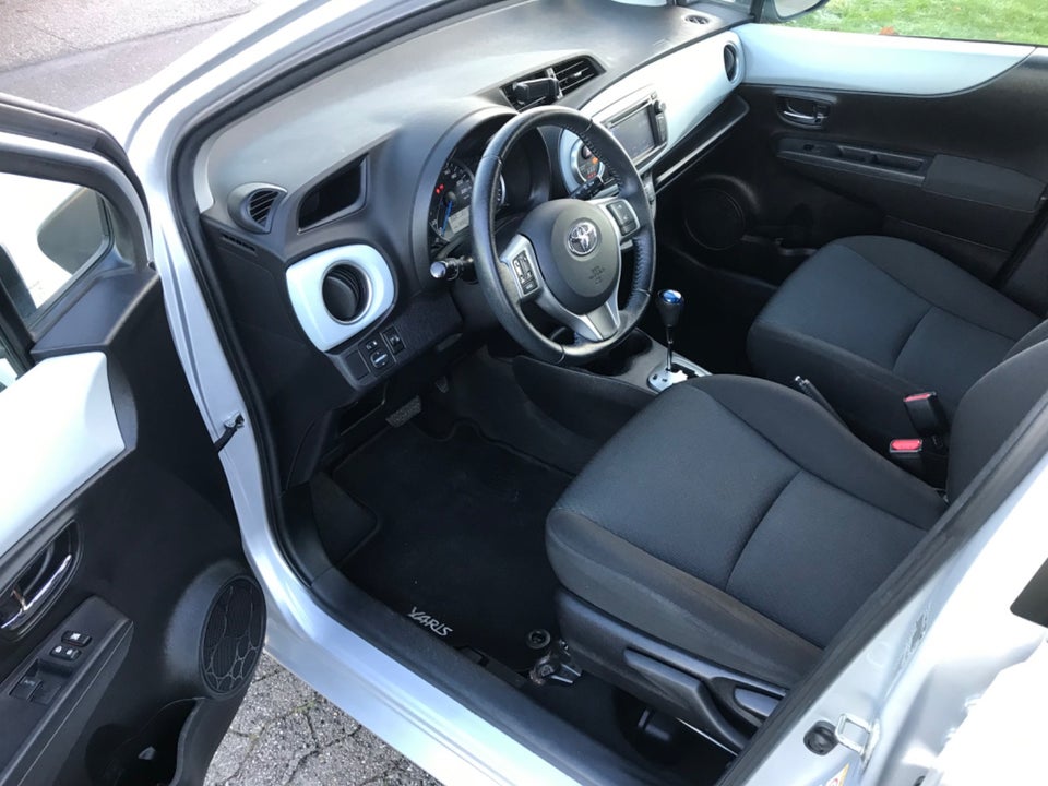 Toyota Yaris 1,5 Hybrid H2 Touch CVT 5d