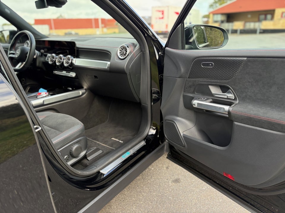 Mercedes EQB350 AMG Line 4Matic 5d