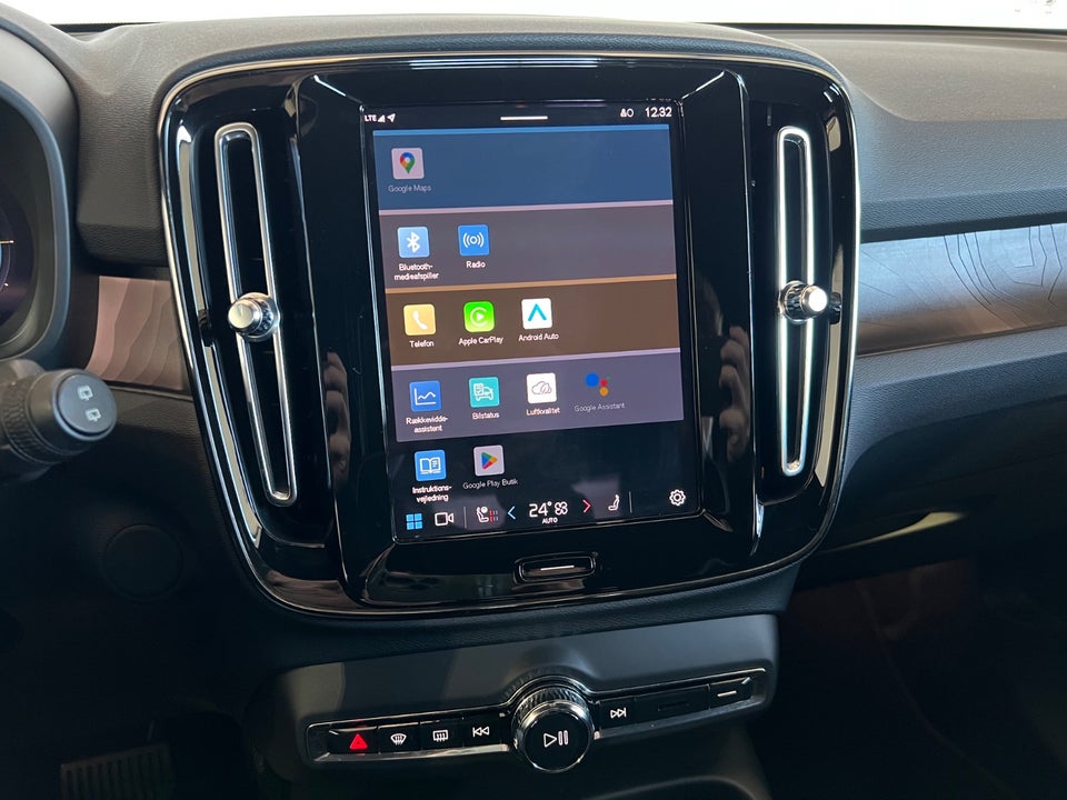 Volvo XC40 P8 ReCharge Twin Plus 5d