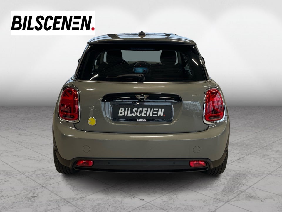 MINI Cooper SE Essential 3d