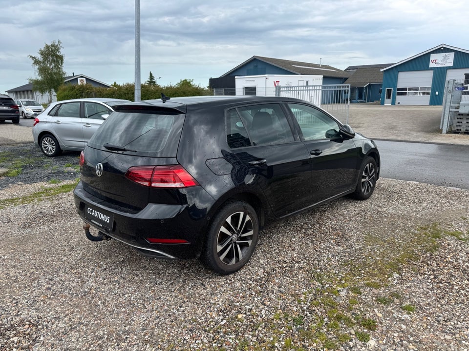 VW Golf VII 1,6 TDi 115 IQ.Drive DSG 5d