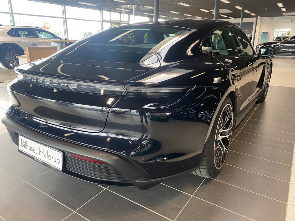 Porsche Taycan 4S Performance+ 4d