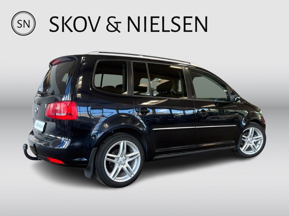 VW Touran 2,0 TDi 177 Highline DSG 7prs 5d