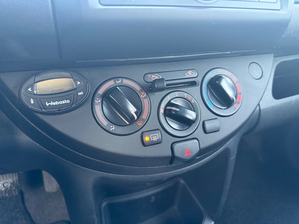 Nissan Note 1,4 Acenta 5d