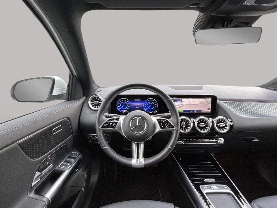 Mercedes EQA250 Progressive 5d