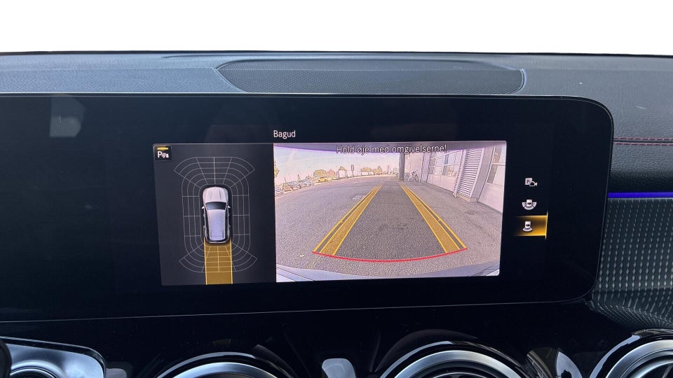 Mercedes EQB250 AMG Line 5d