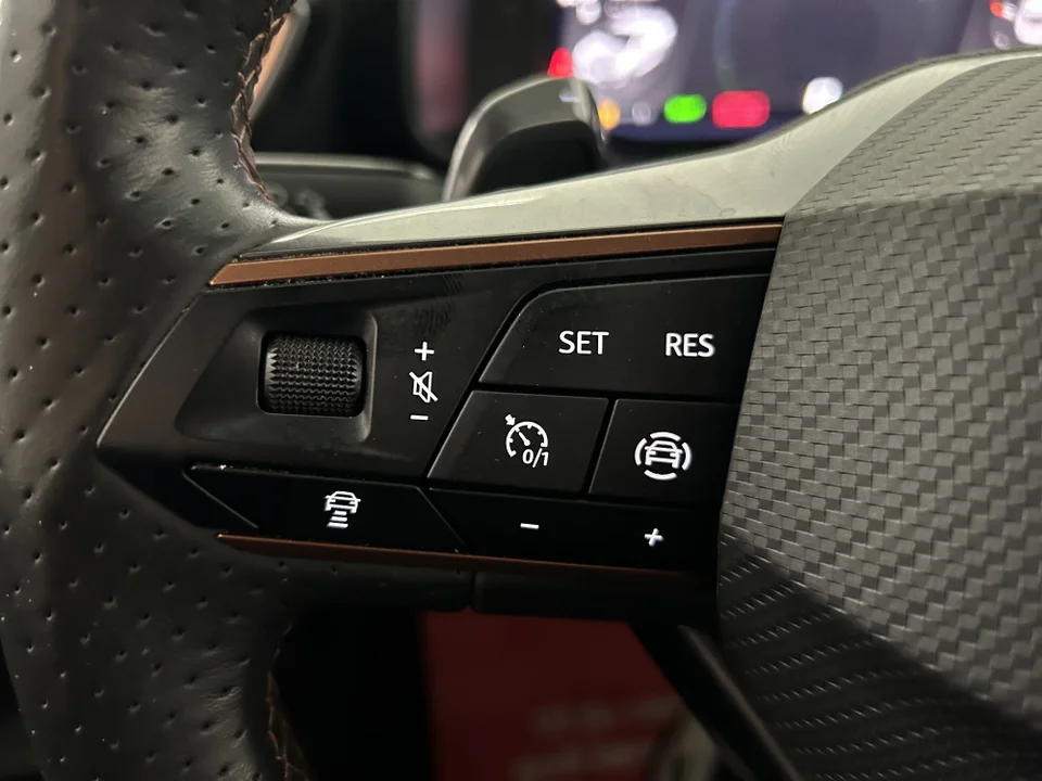 Cupra Leon 1,4 eHybrid Sportstourer DSG 5d