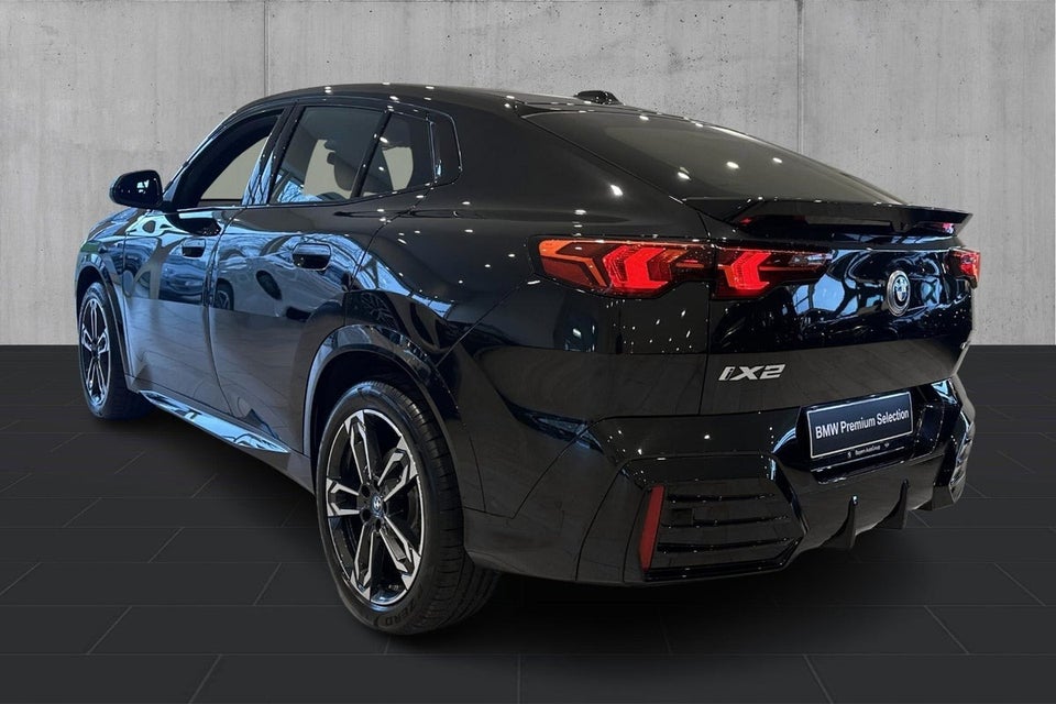 BMW iX2 eDrive20 M-Sport 5d