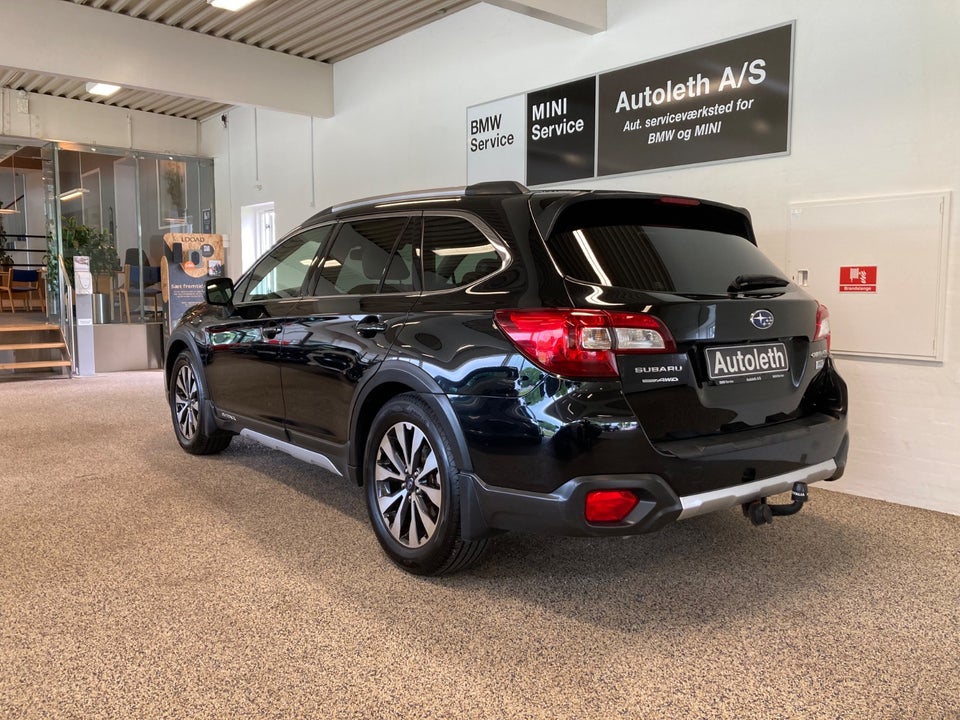 Subaru Outback 2,0 D Summit CVT AWD 5d