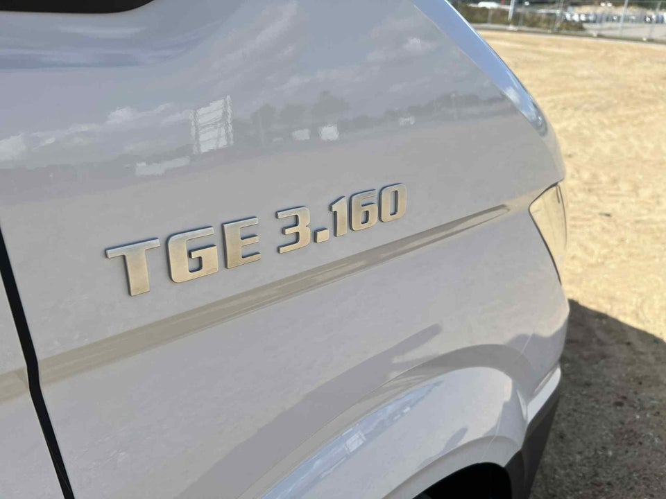 MAN TGE 2,0 3.160 Kassevogn L3H3 aut. RWD